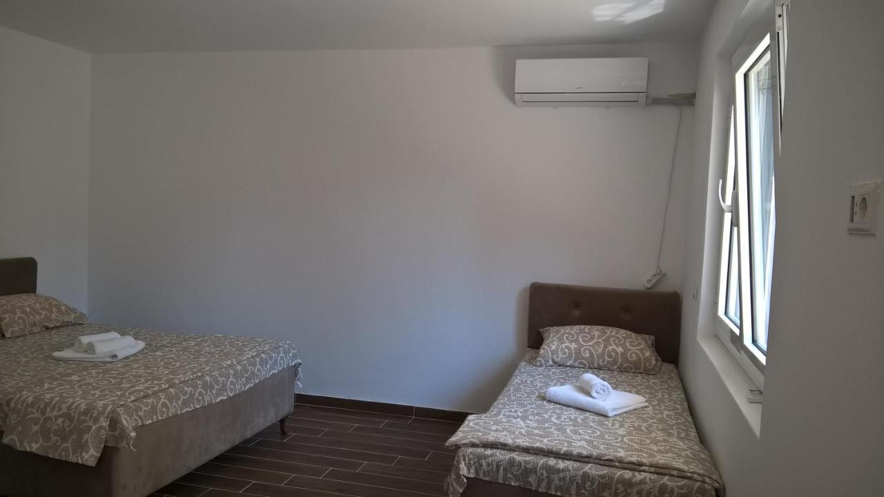 Apartment Mekic