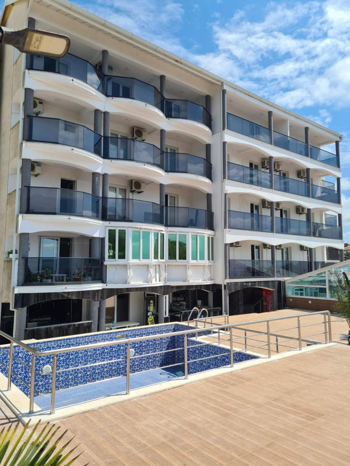 Mekic Apartment *